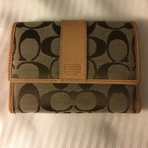 Coach wallet